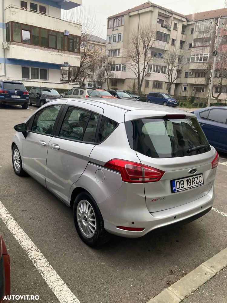 Ford B-Max 1.0 EcoBoost Titanium - 4