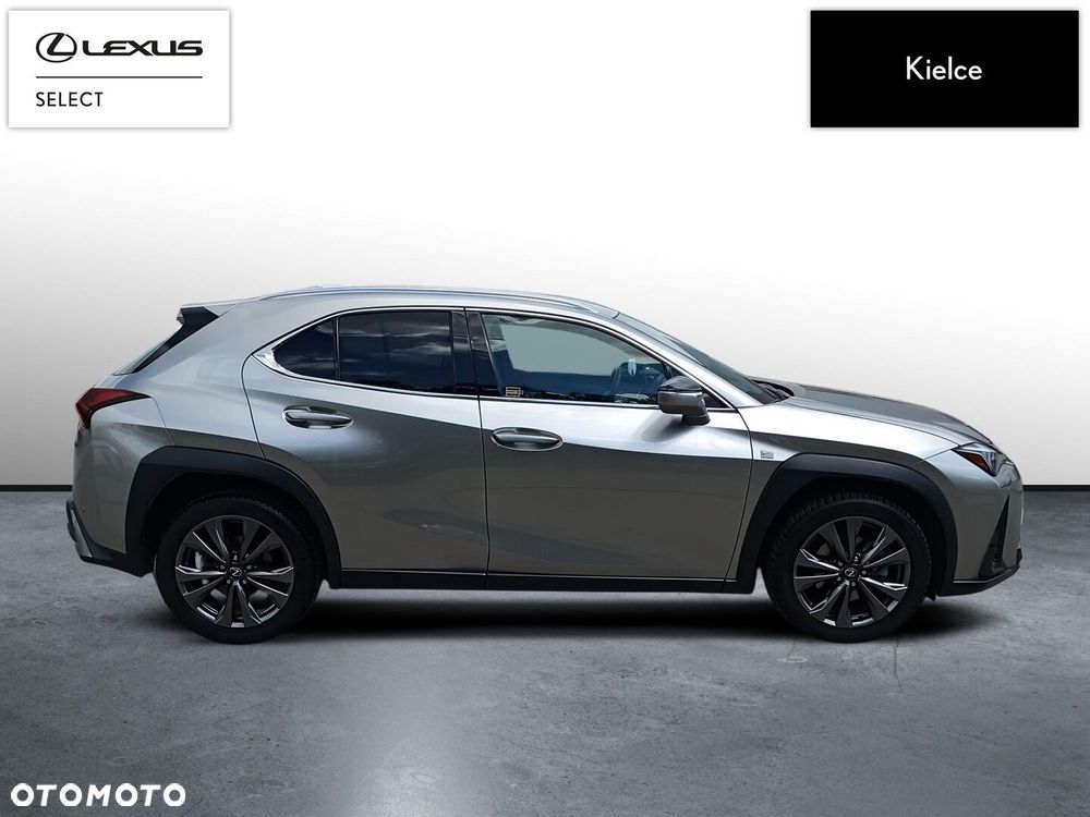 Lexus UX 300h F Sport Design - 7
