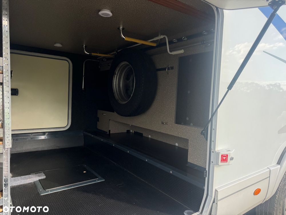 Niesmann-Bischoff Flair 8000 Mercedes - 15