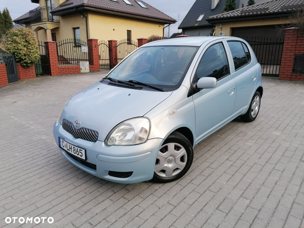 Toyota Yaris 1.0 Blue