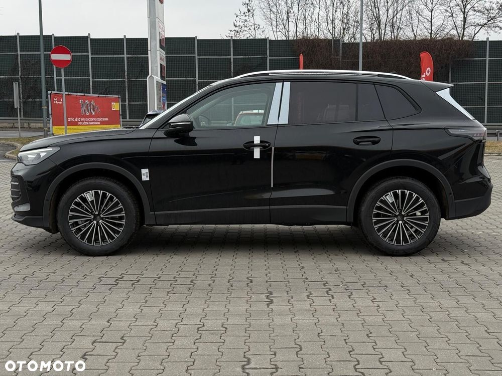 Volkswagen Tiguan - 5