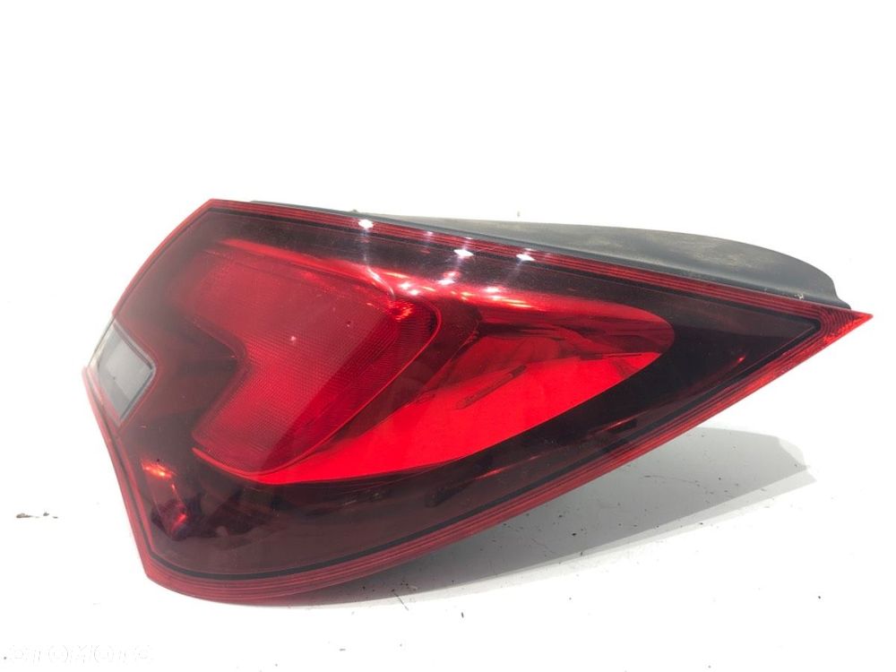 LAMPA PRAWY TYŁ - 294.00 PLN - OPEL ASTRA J GTC 2011 - 2022 1.6 (08) 132 kW [180 KM] benzyna 2011 - - 2