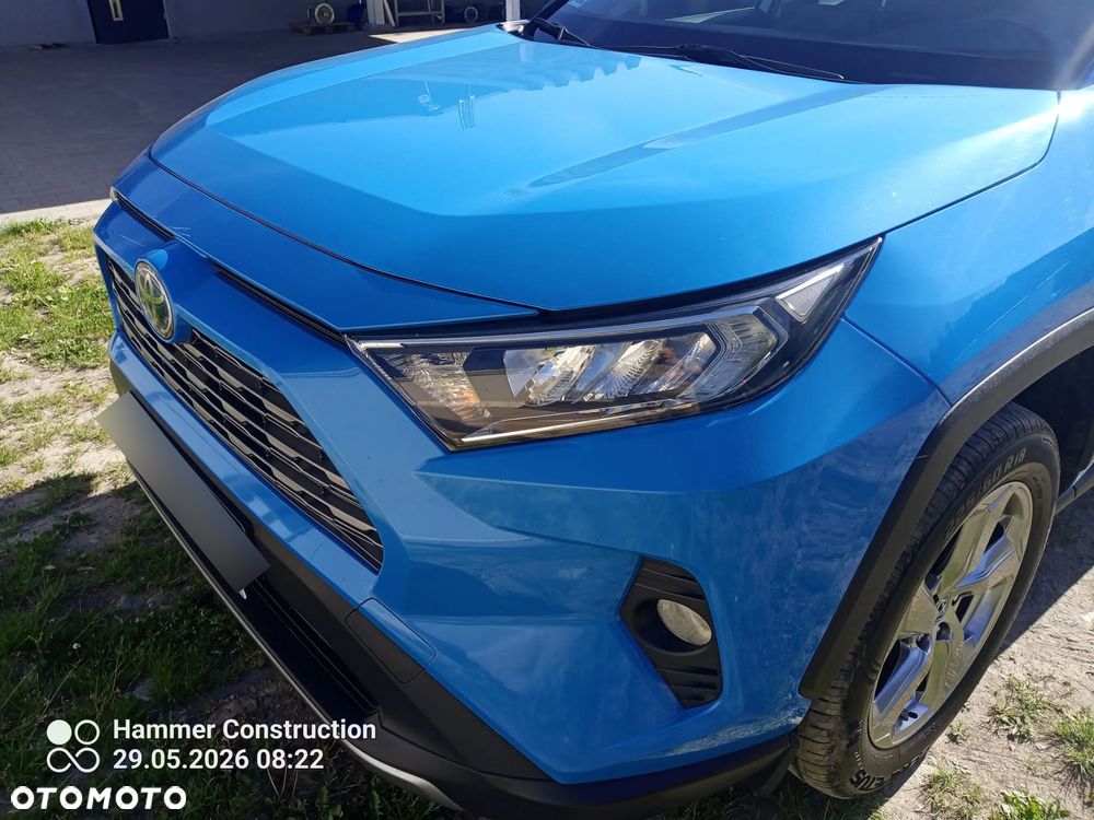 Toyota RAV4 - 4