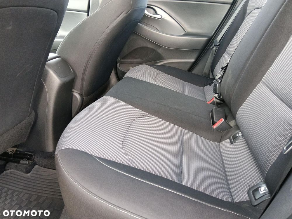 Hyundai i30 1.0 T-GDI Classic + DCT - 13