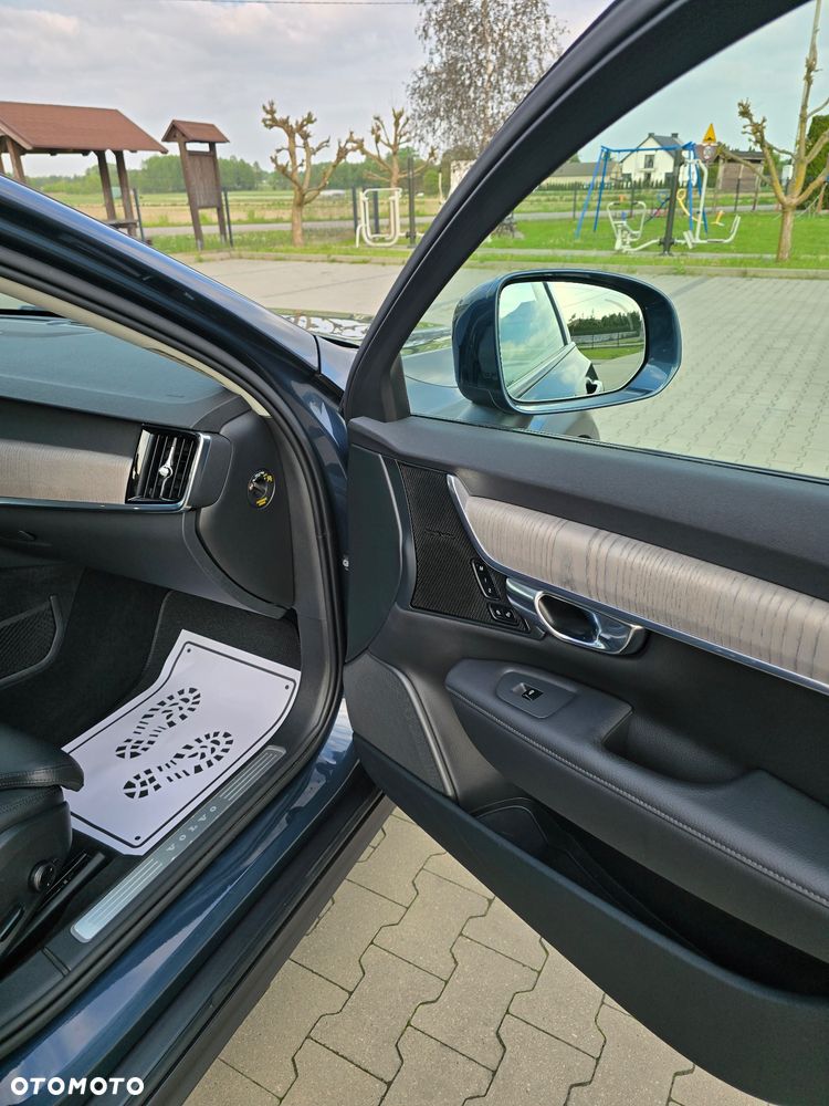 Volvo V90 Cross Country D5 AWD Geartronic - 22