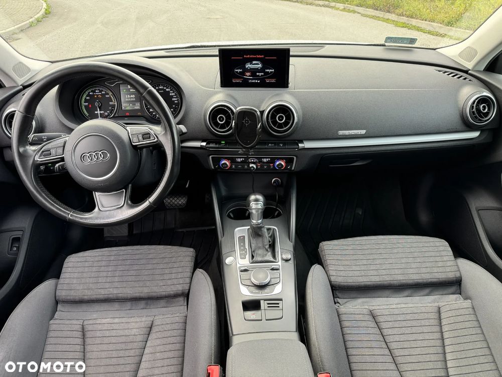 Audi A3 Sportback - 19