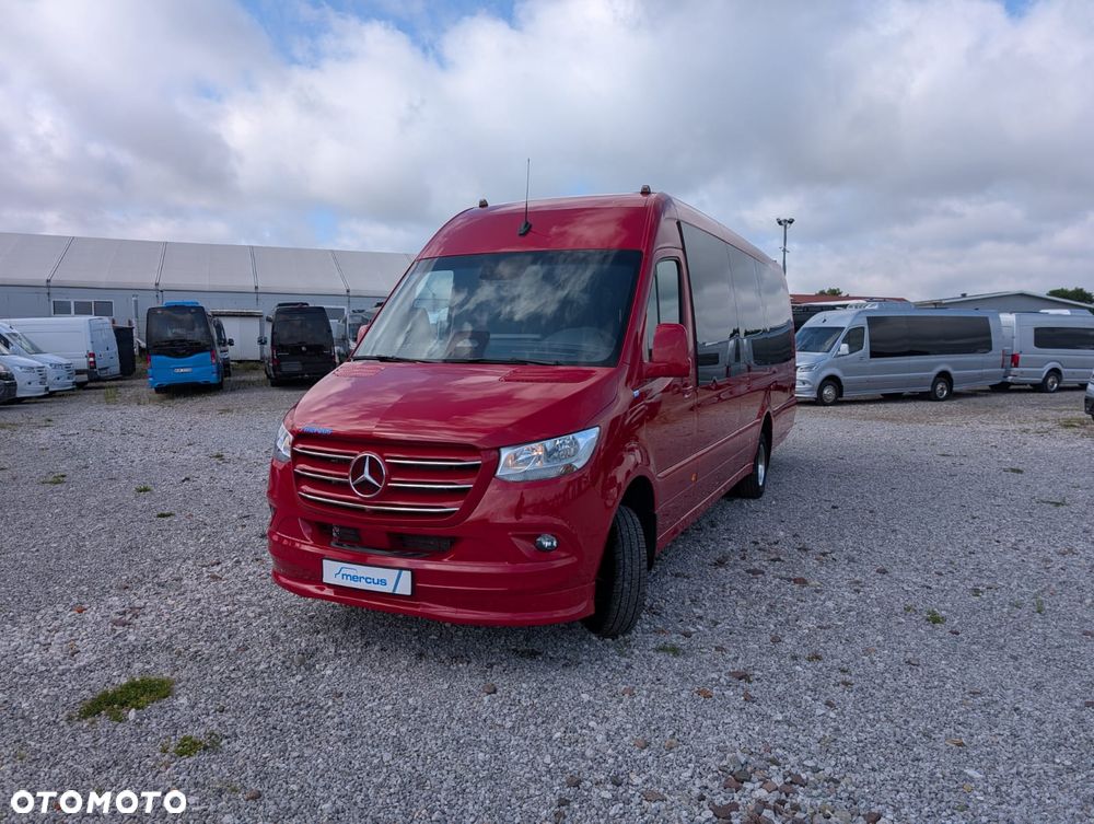Mercedes-Benz Sprinter 517 - 12