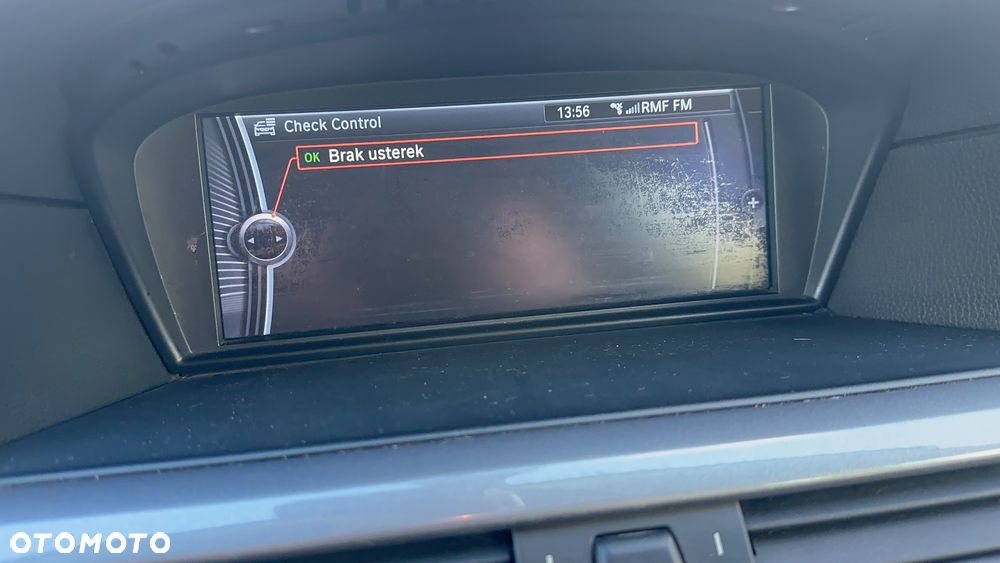 BMW Seria 5 520d Touring - 11