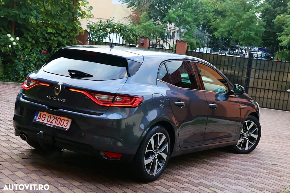 Renault Megane ENERGY dCi 110 Start & Stop Bose Edition - 6