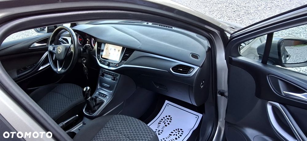 Opel Astra 1.4 Turbo Business - 21