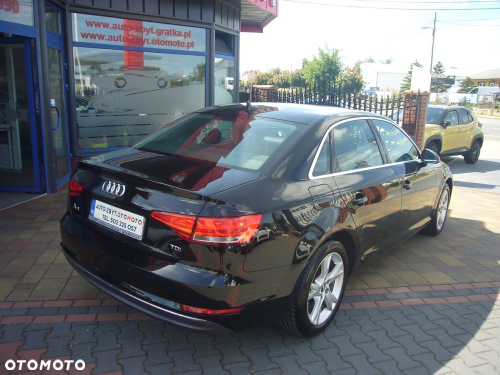 Audi A4 Limousine - 7