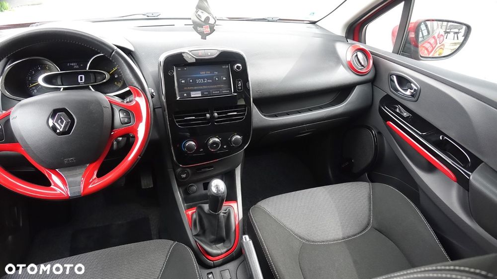 Renault Clio - 30