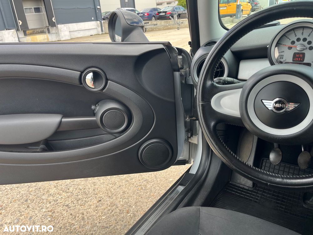 Mini Cooper Cabrio - 17