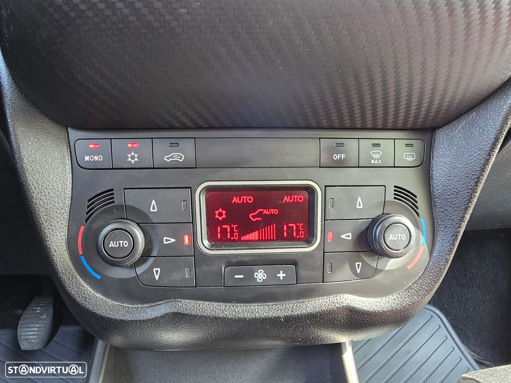 Alfa Romeo MiTo - 24