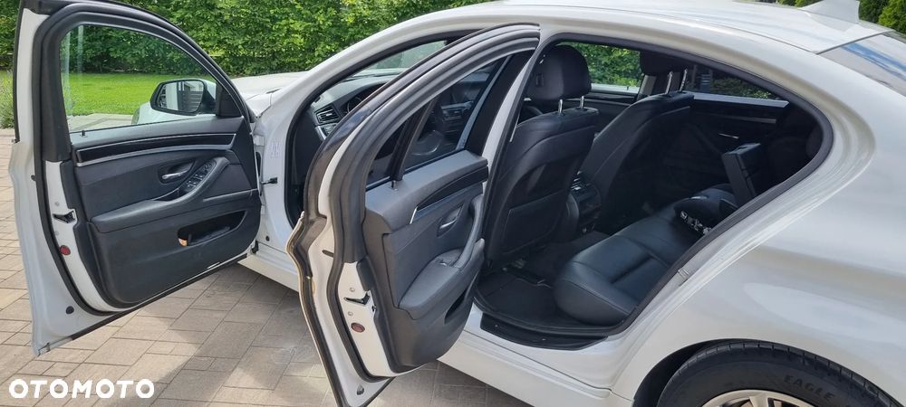 BMW Seria 5 520d - 5