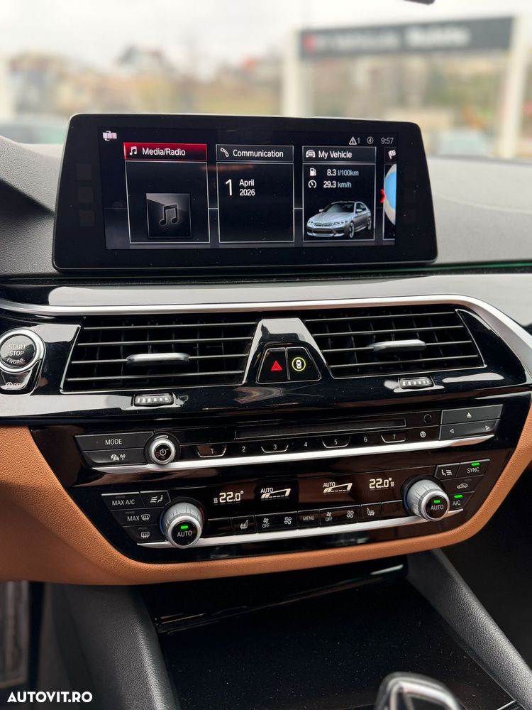 BMW Seria 5 520d xDrive AT - 16