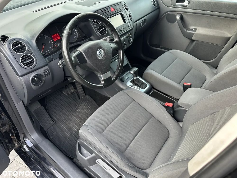 Volkswagen Golf Plus 1.9 TDI Sportline DSG - 13