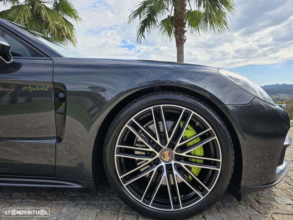 Porsche Panamera Sport Turismo 4 E-Hybrid Platinum Edition - 17