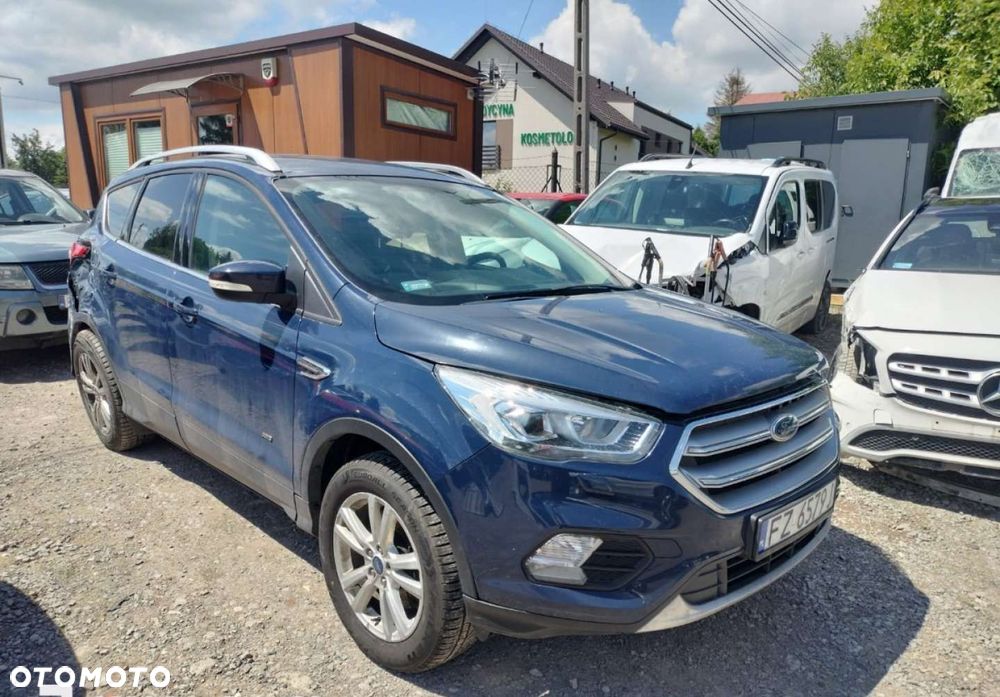 Ford Kuga - 2