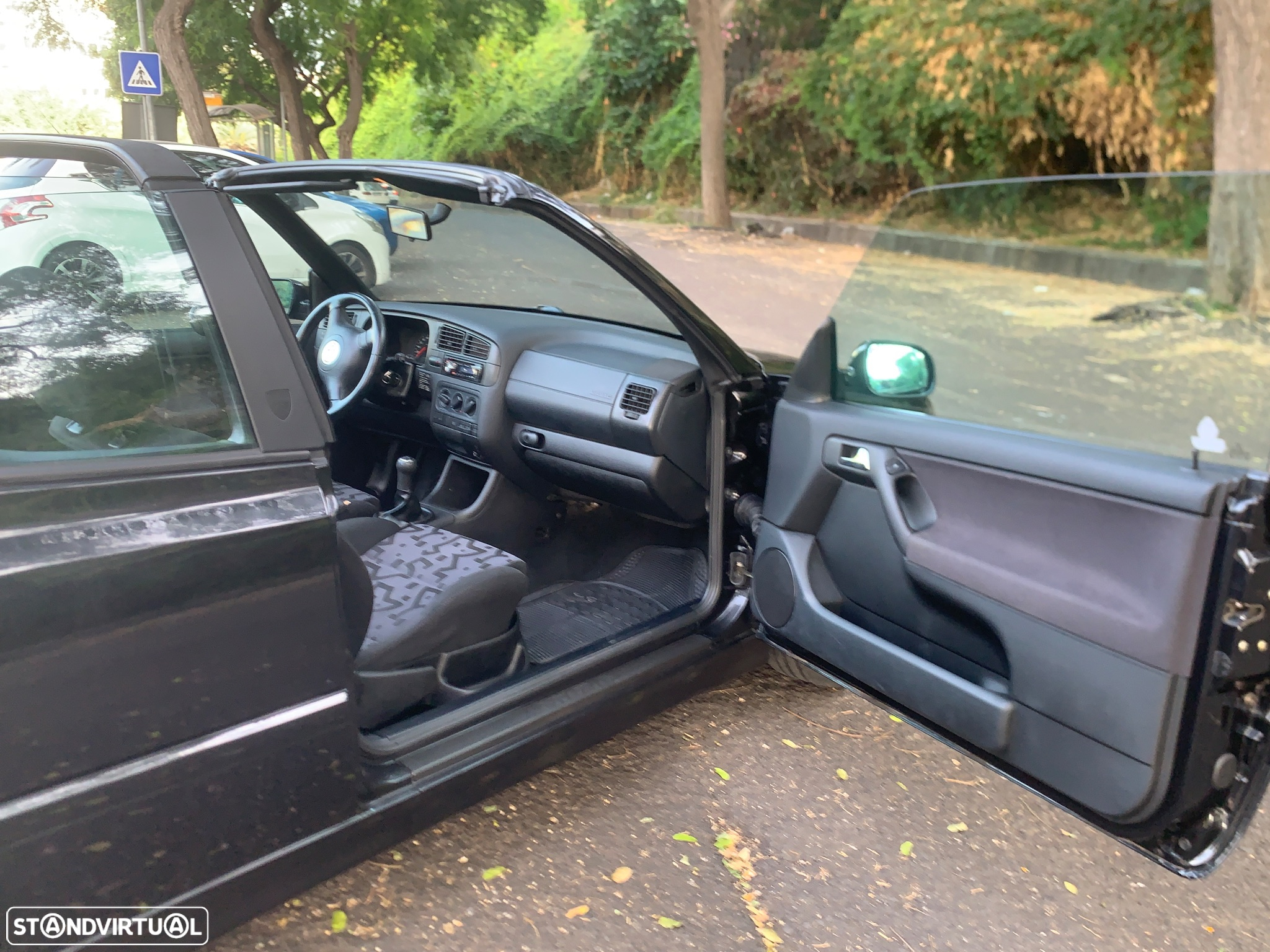 VW Golf Cabriolet 1.6 - 14