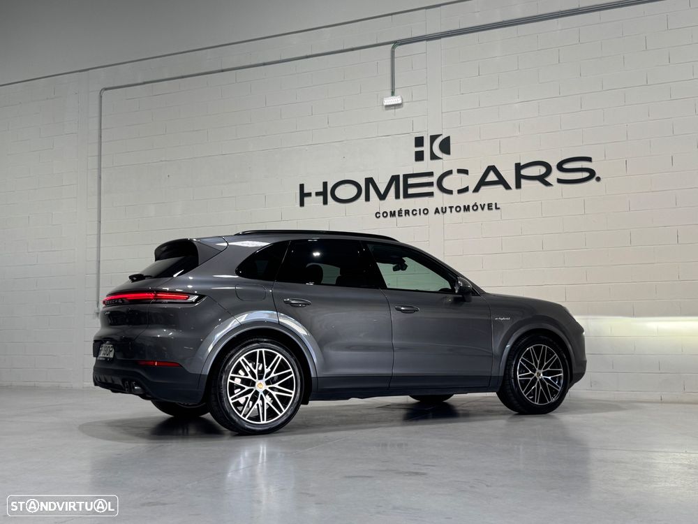 Porsche Cayenne E-Hybrid - 22
