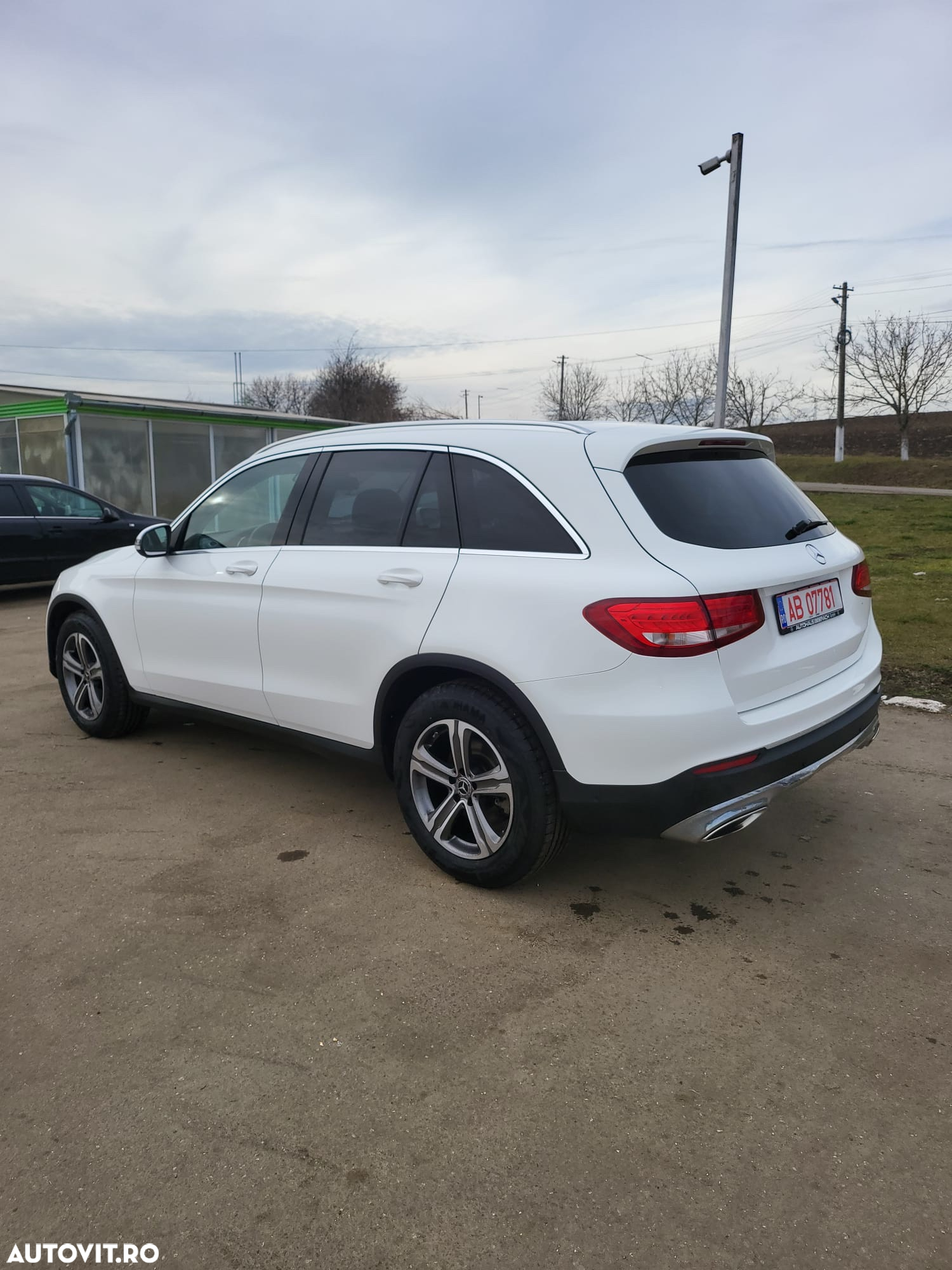 Mercedes-Benz GLC 250 4Matic 9G-TRONIC - 4