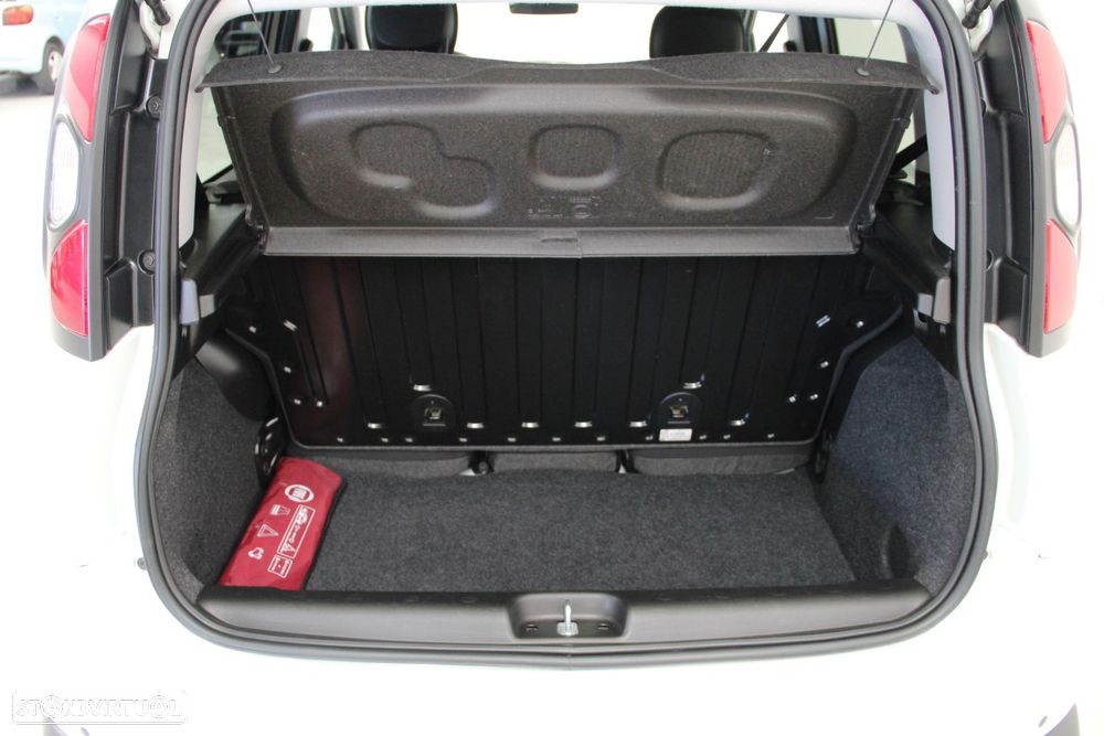 Fiat Panda Pandina 1.0 Hybrid - 24