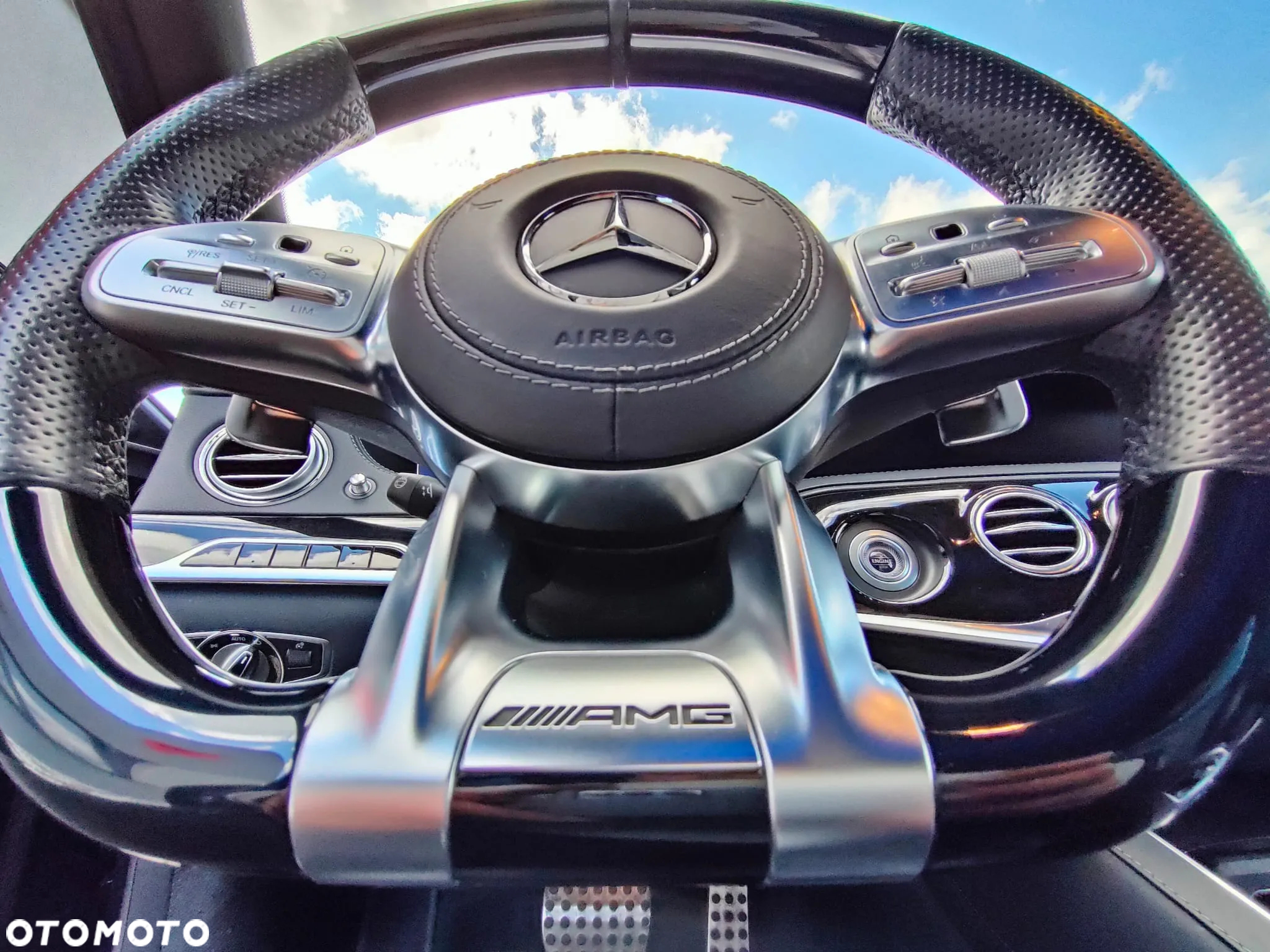 Mercedes-Benz Klasa S 560 L 4Matic 9G-TRONIC - 23