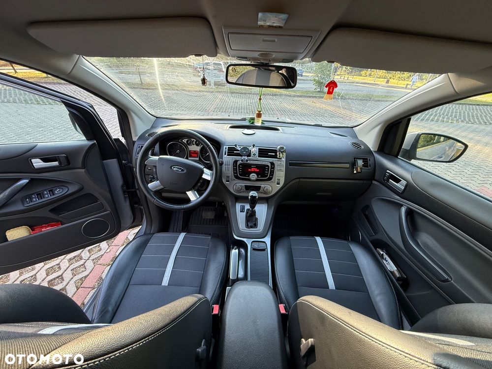 Ford Kuga 2.0 TDCi 4WD Titanium - 11