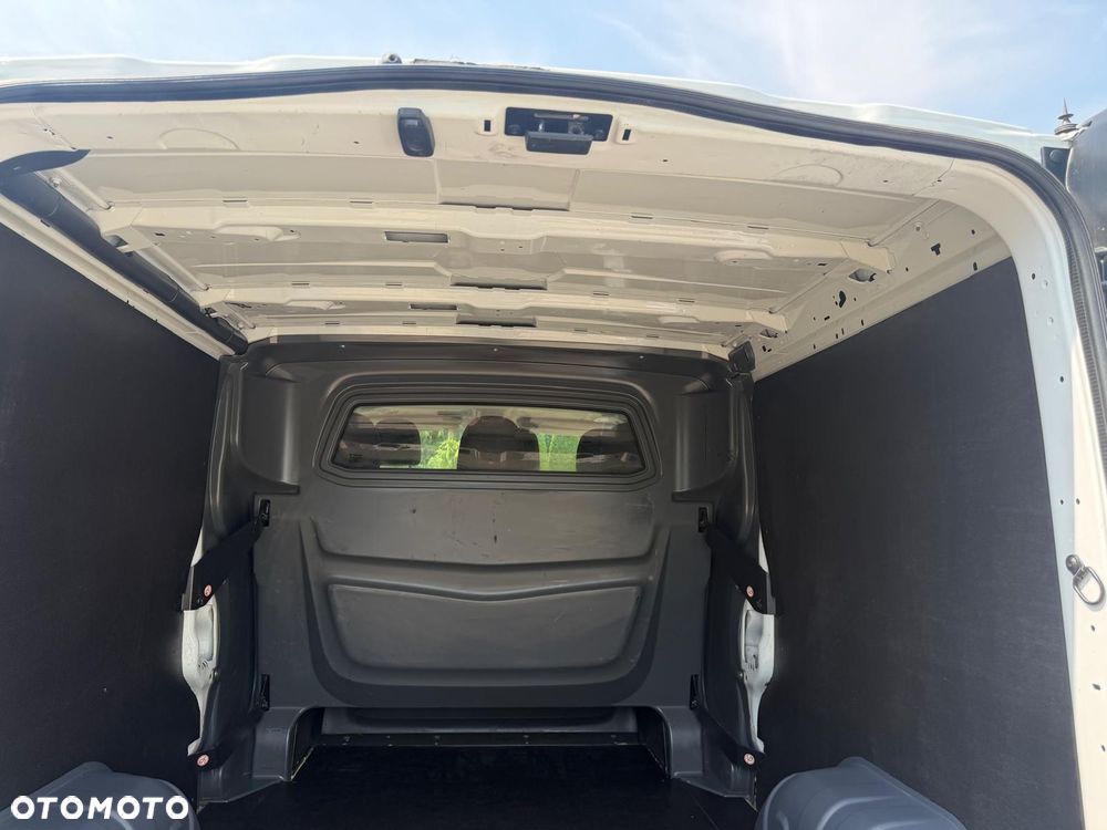 Opel Vivaro L2H1 2,9t Edition - 11