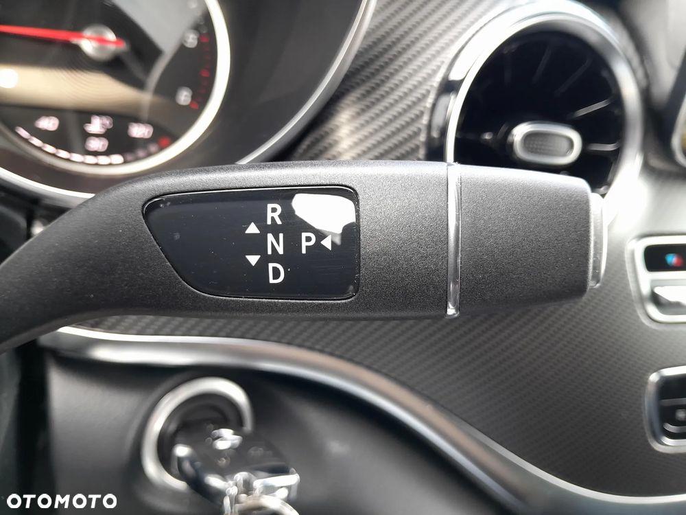Mercedes-Benz Klasa V 300 d Avantgarde 9G-Tronic (d³ugi) - 13