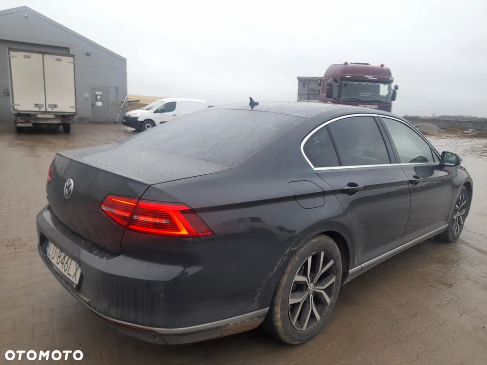 Volkswagen Passat 1.5 TSI EVO Highline DSG - 5