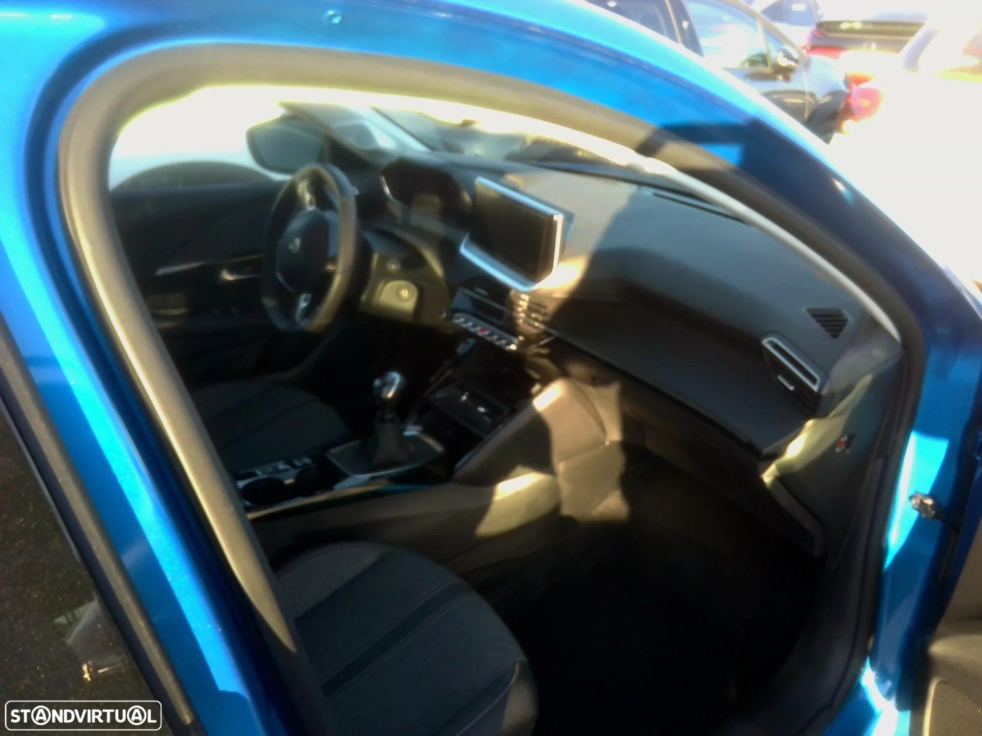 Peugeot 208 1.2 PureTech Allure - 3