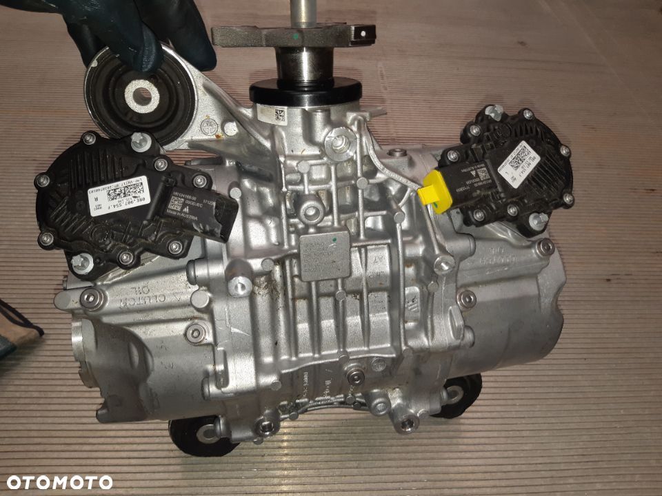 DYFERENCJAŁ DYFER MOST TYLNY VOLKSWAGEN VW GOLF 8 T5 T6 08E525010F jak nowy - 4