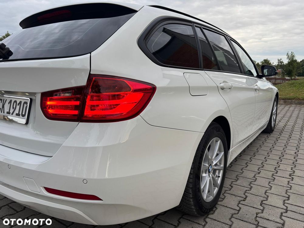 BMW Seria 3 318d Blue Performance Sport Line - 34