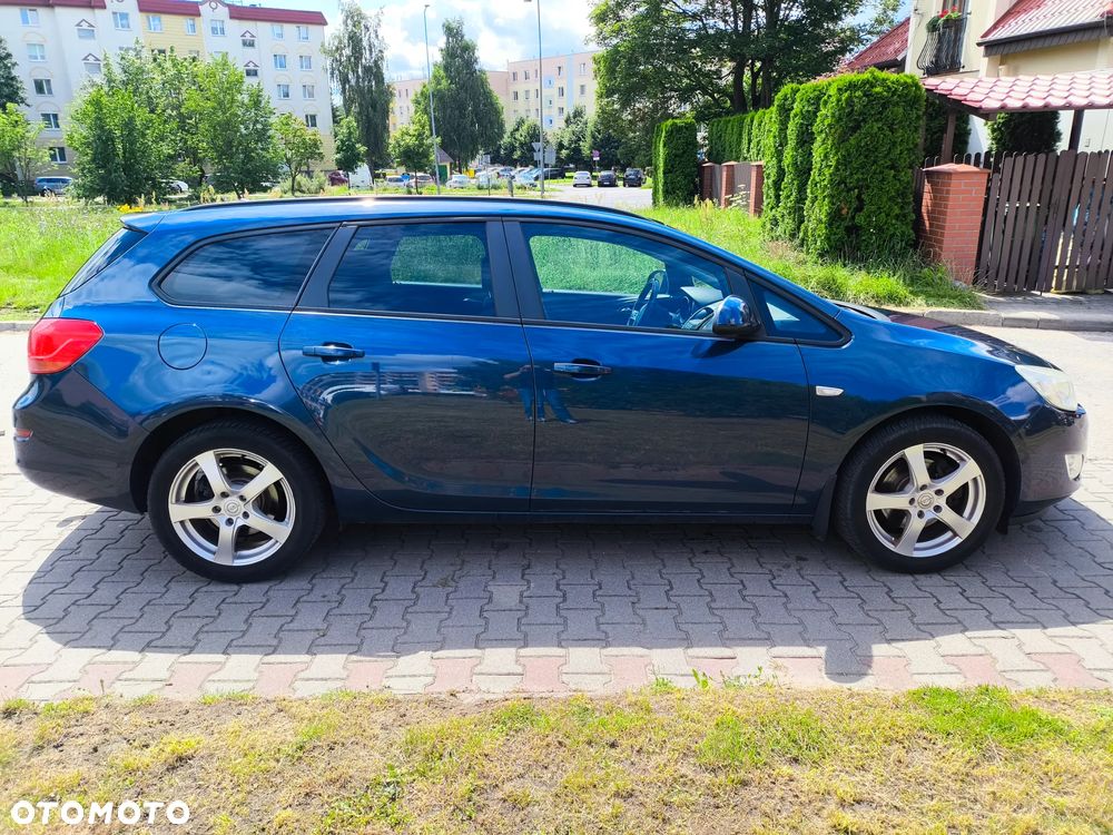 Opel Astra 1.7 CDTI DPF Sports Tourer - 2