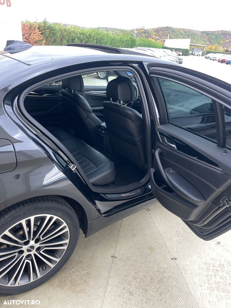 BMW Seria 5 520d xDrive AT - 22