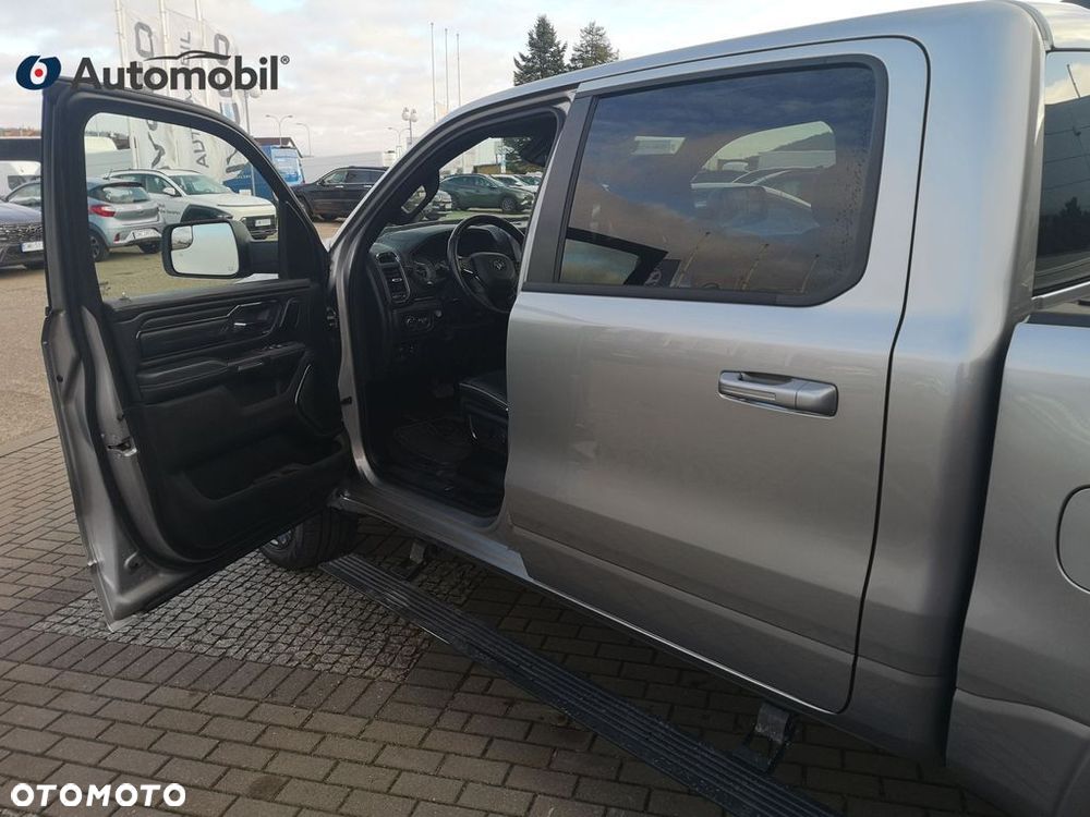 RAM 1500 - 8