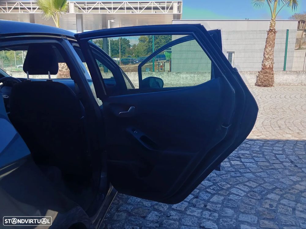 Ford Fiesta - 3