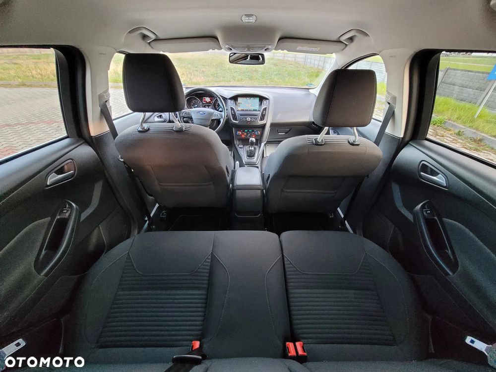Ford Focus 1.0 EcoBoost Titanium - 18