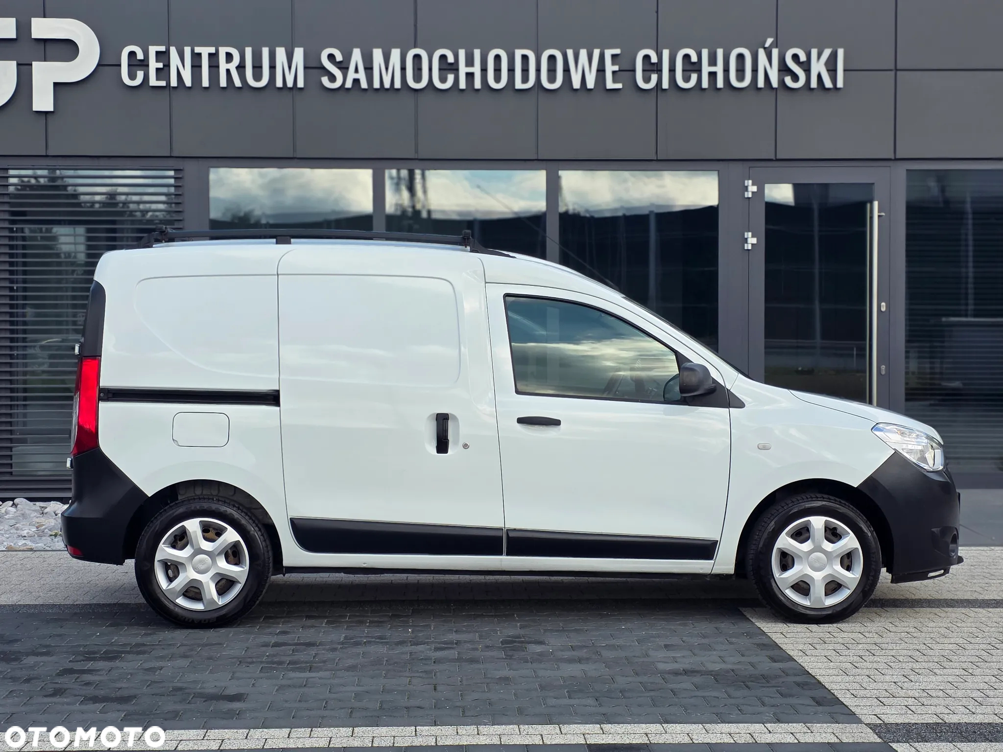 Dacia DOKKER Van 1.3 TCe Comfort Clim 100KM 5d Express I BEZWYPADKOWA z Polskiego Salonu I Wyjątkowo ładny i Zadbany Egzemplarz z Pełną Histroią Serwisową I Zabudowana Przestrzeń ładunkowa I Faktura Vat 23% I Pierwszy i Jedyny Właściciel I - 12