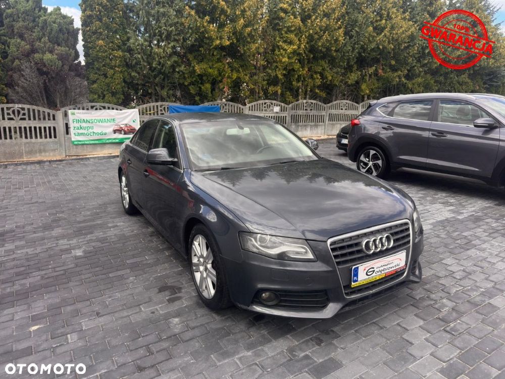 Audi A4 Limousine - 16