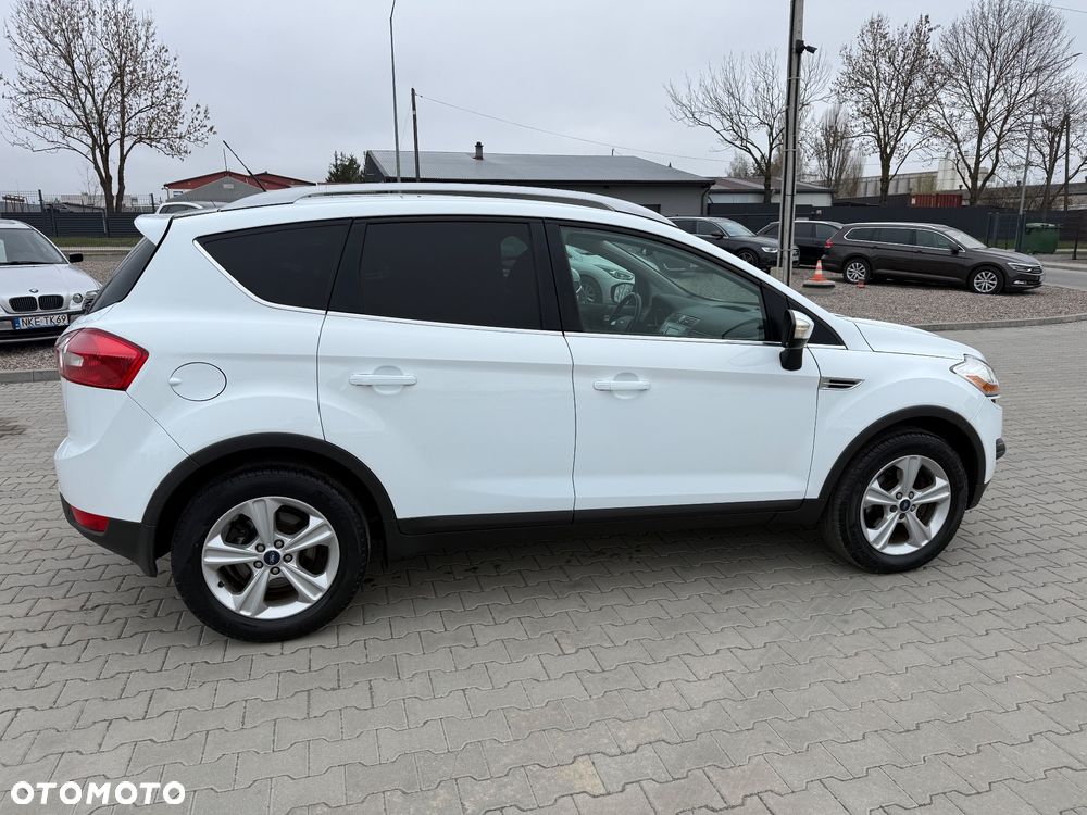 Ford Kuga 2.0 TDCi 4x4 Titanium - 10