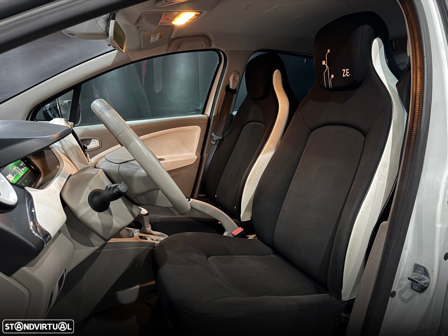 Renault Zoe - 14