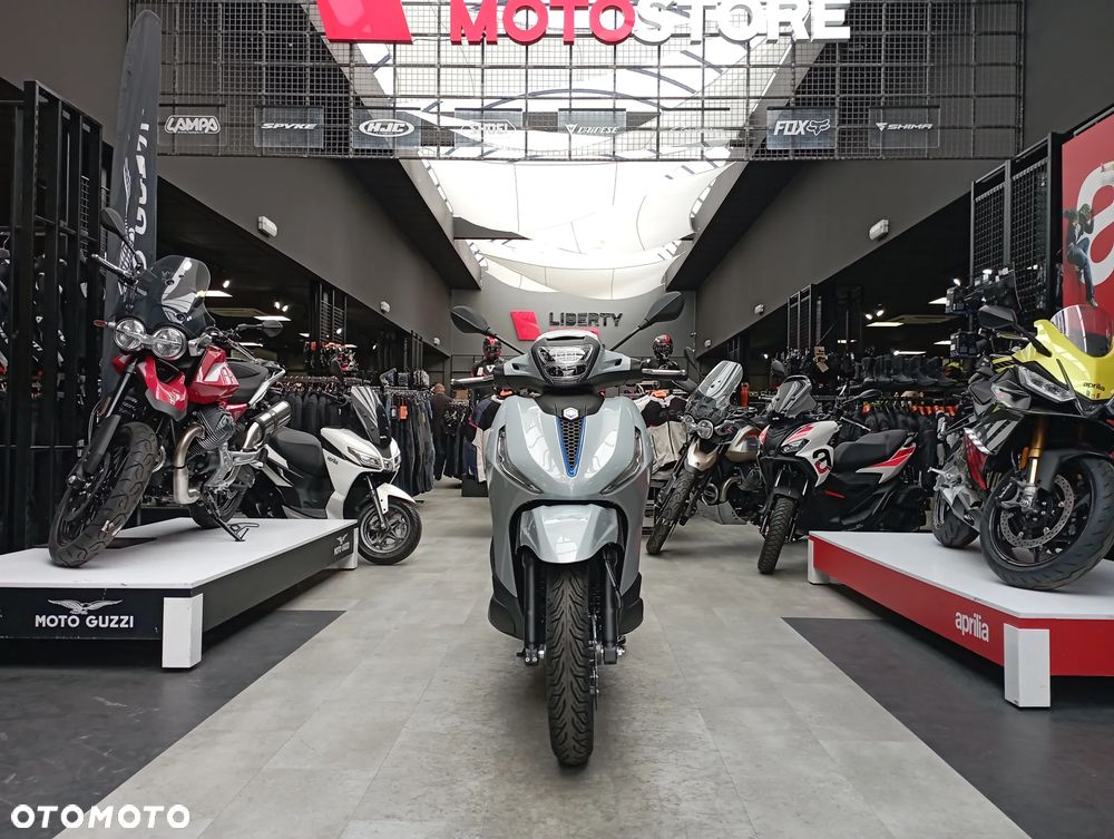 Piaggio Beverly - 2