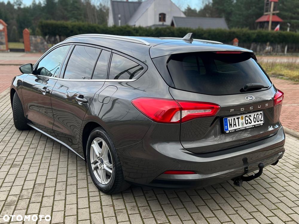 Ford Focus 1.5 EcoBlue STart-Stopp-System TITANIUM - 4