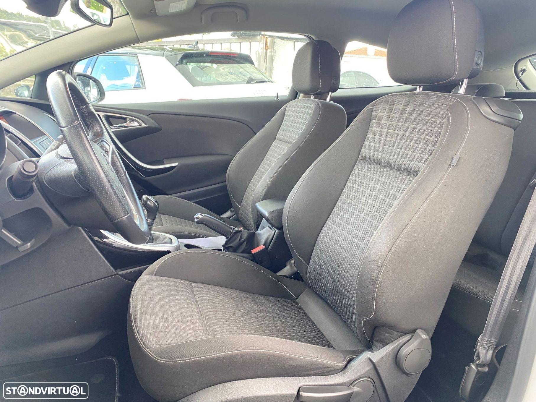Opel Astra GTC 1.7 CDTi S/S 109g - 10