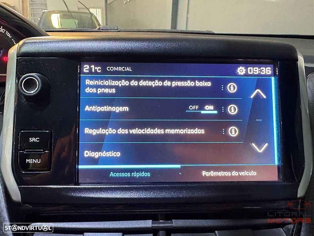 Peugeot 2008 1.2 PureTech Style - 33