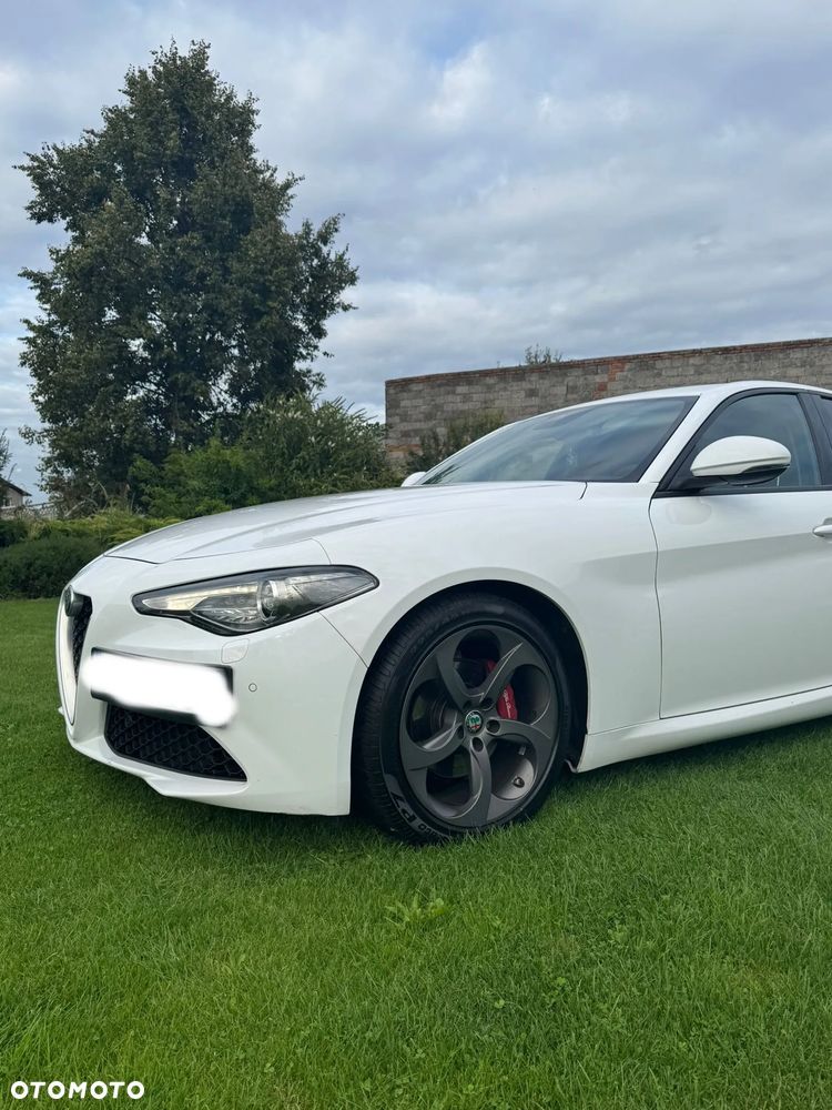 Alfa Romeo Giulia 2.2 D Turbo Super - 4