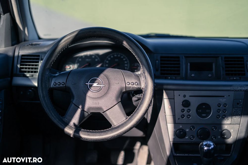 Opel Vectra Standard - 10
